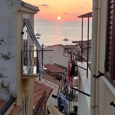 Balcone Fortunato Cefalu
