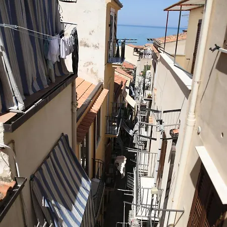 Balcone Fortunato Cefalu